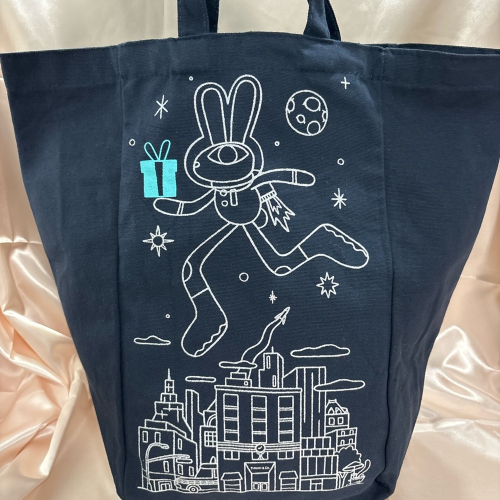 Tiffany Mid-Autumn Festival gift tote 2021